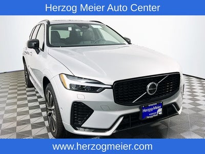 2025 Volvo XC60 B5 Plus
